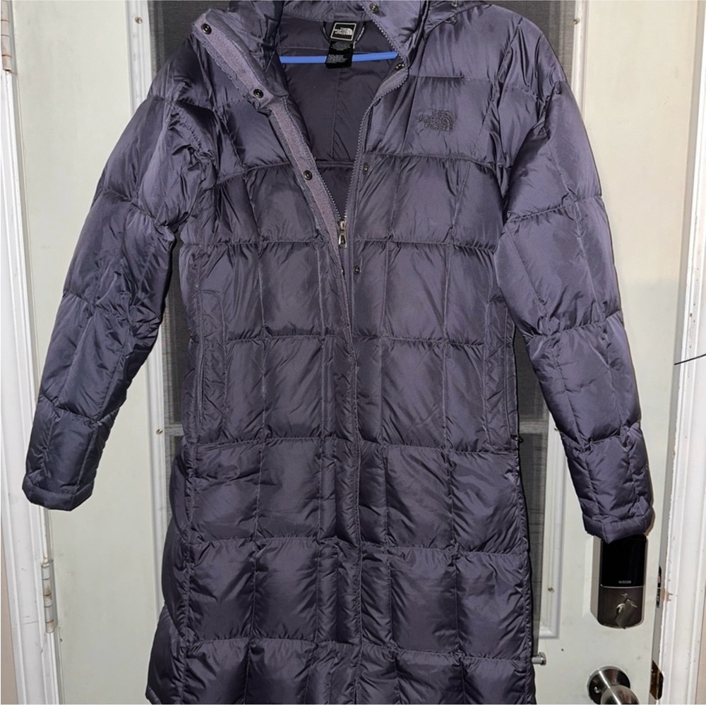 The North Face Women's Charcoal Purple  Puffer Jacket